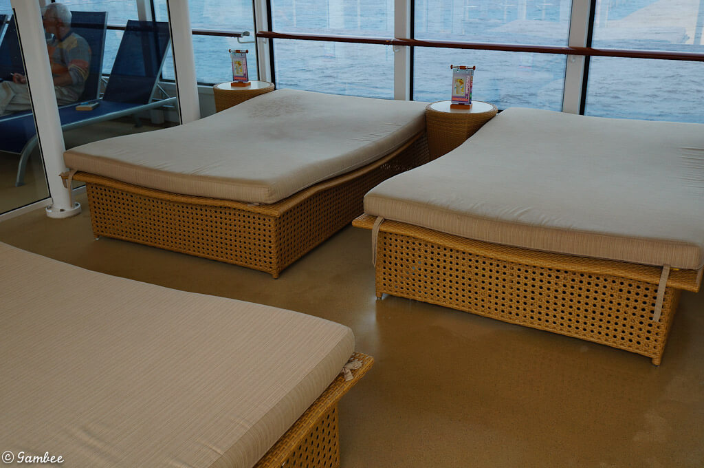 Norwegian Breakaway lido beds